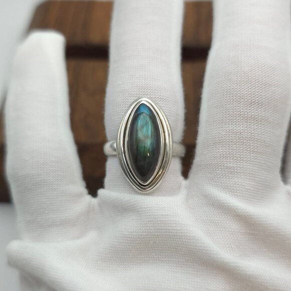 Jewelry - Size 7.25 925 Sterling Silver Large Marquise Labradorite Ring